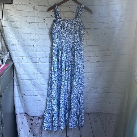 Jessica Simpson Dresses & Skirts - NWT Jessica Simpson Blue & White Floral Sleeveless Maxi Dress Size L